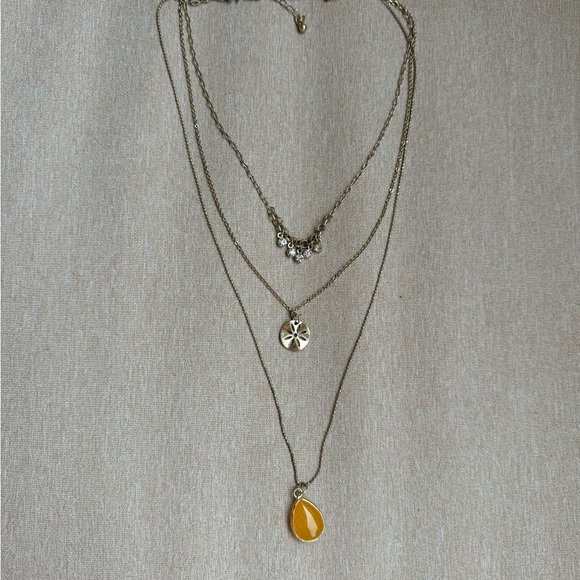 Gold Layered Necklace Set - Picture 6 of 8